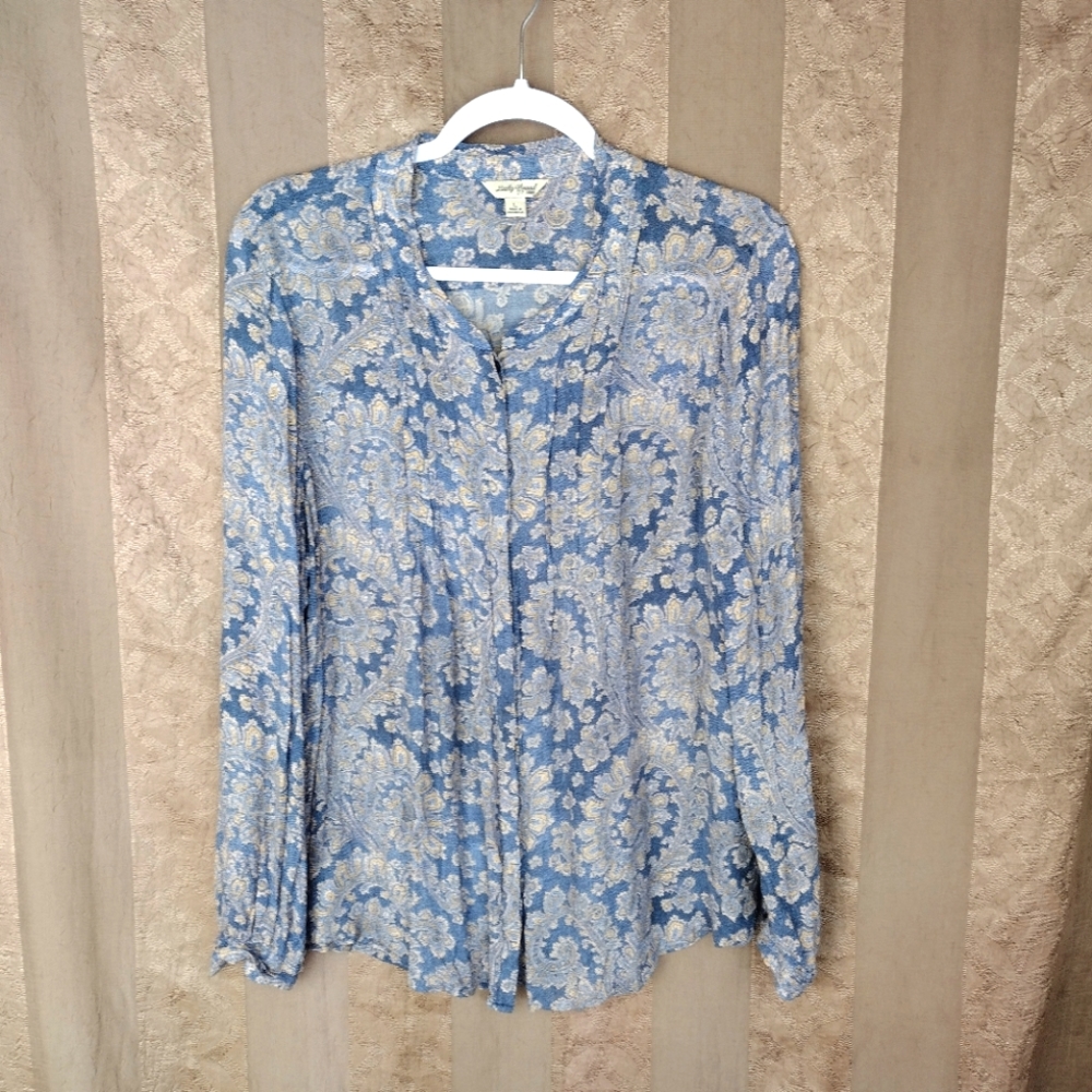 Lucky Brand Blue and Cream Paisley Top